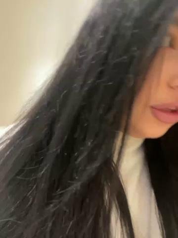 -Louise-Bongacams Porn Cam 2023-11-25