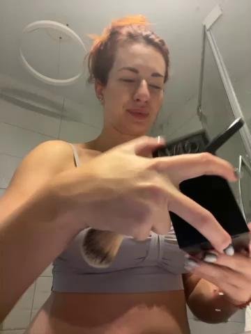 -wowFox-Bongacams Porn Cam 2023-11-28