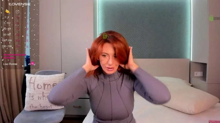 -wowFox-Bongacams Porn Cam 2023-12-10