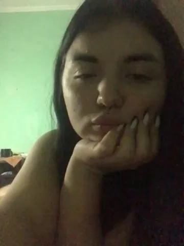 1Hott1Bongacams Porn Cam 2023-10-24