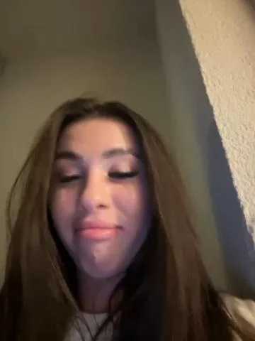 1YourDream11Bongacams Porn Cam 2023-09-28