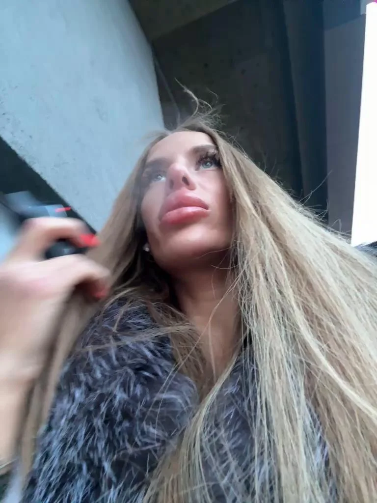 BlondinochkaaBongacams Porn Cam 2023-12-28