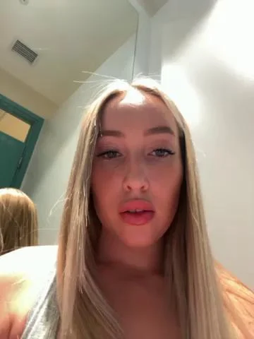 KiraBlakeBongacams Porn Cam 2023-09-21
