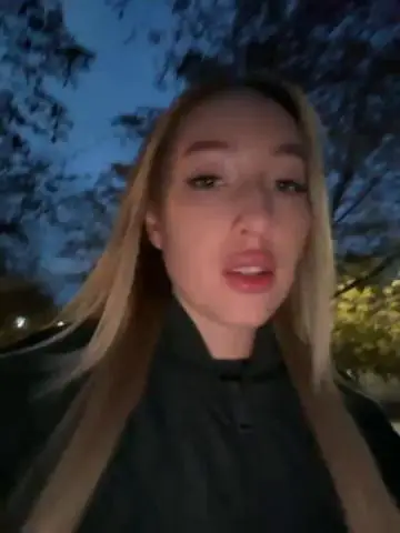 KiraBlakeBongacams Porn Cam 2023-10-17