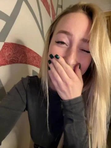KiraBlakeBongacams Porn Cam 2023-10-18