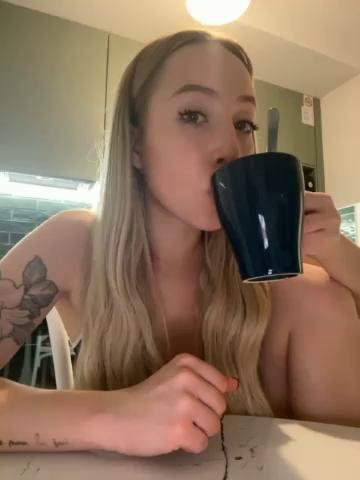 KiraBlakeBongacams Porn Cam 2023-12-08