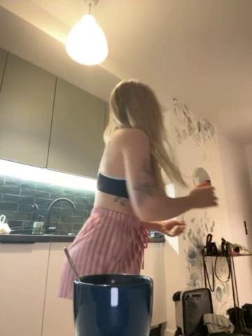 KiraBlakeBongacams Porn Cam 2023-12-08