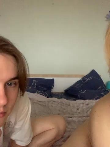 KittiesclubBongacams Porn Cam 2023-10-28