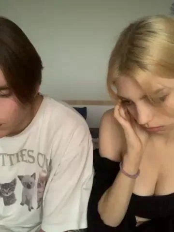 KittiesclubBongacams Porn Cam 2023-10-28