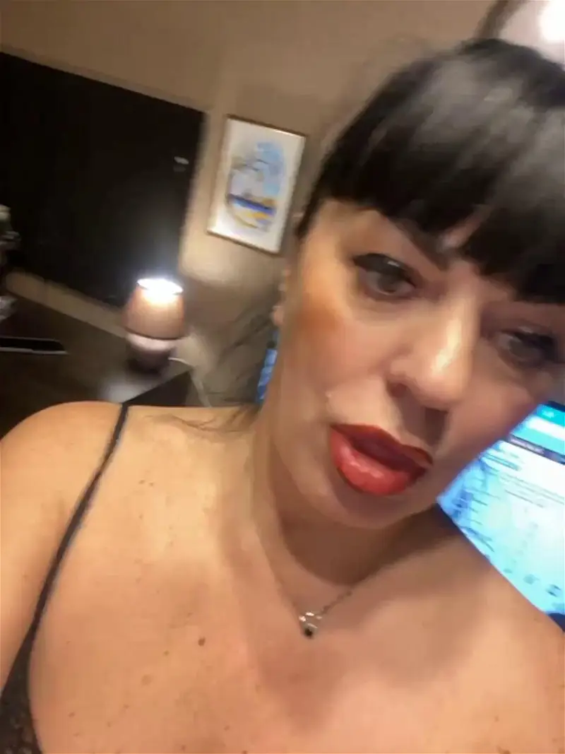 LanysikkBongacams Porn Cam 2024-02-11