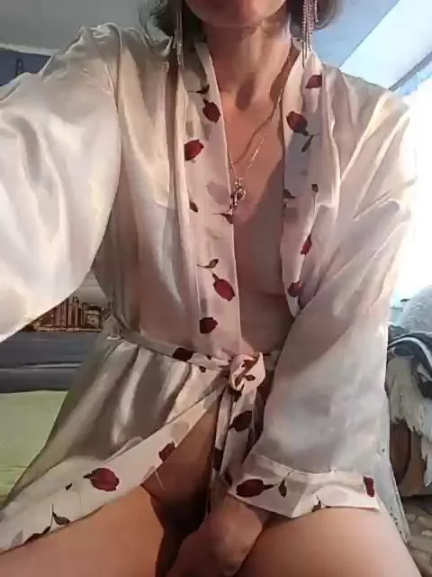 LauragoldennBongacams Porn Cam 2023-12-10