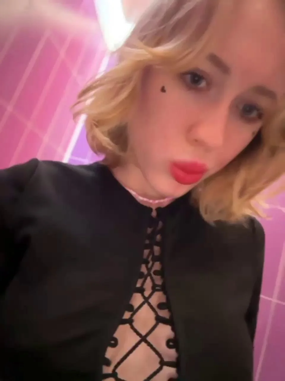 LikachkaaBongacams Porn Cam 2024-01-08