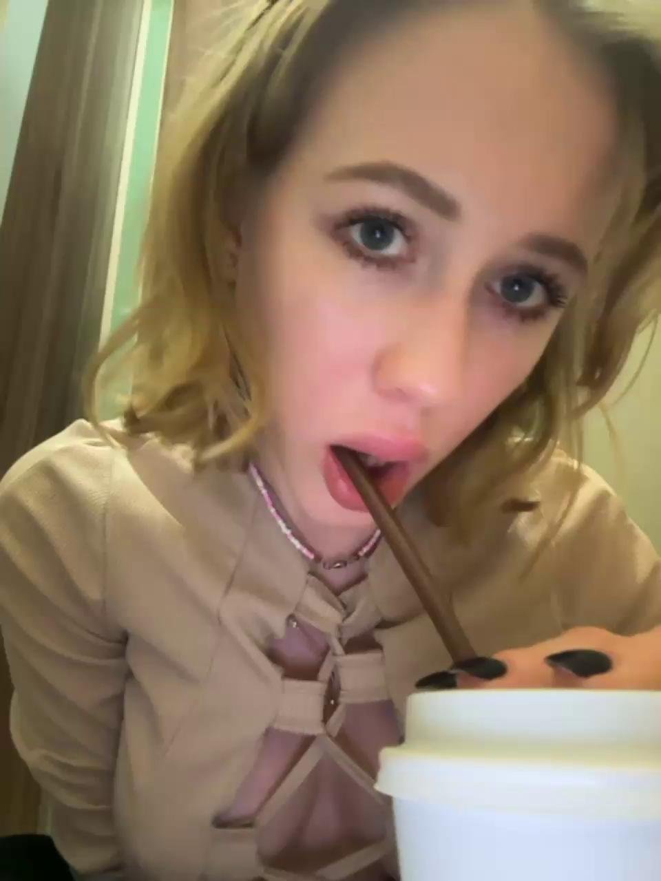 LikachkaaBongacams Porn Cam 2024-01-21