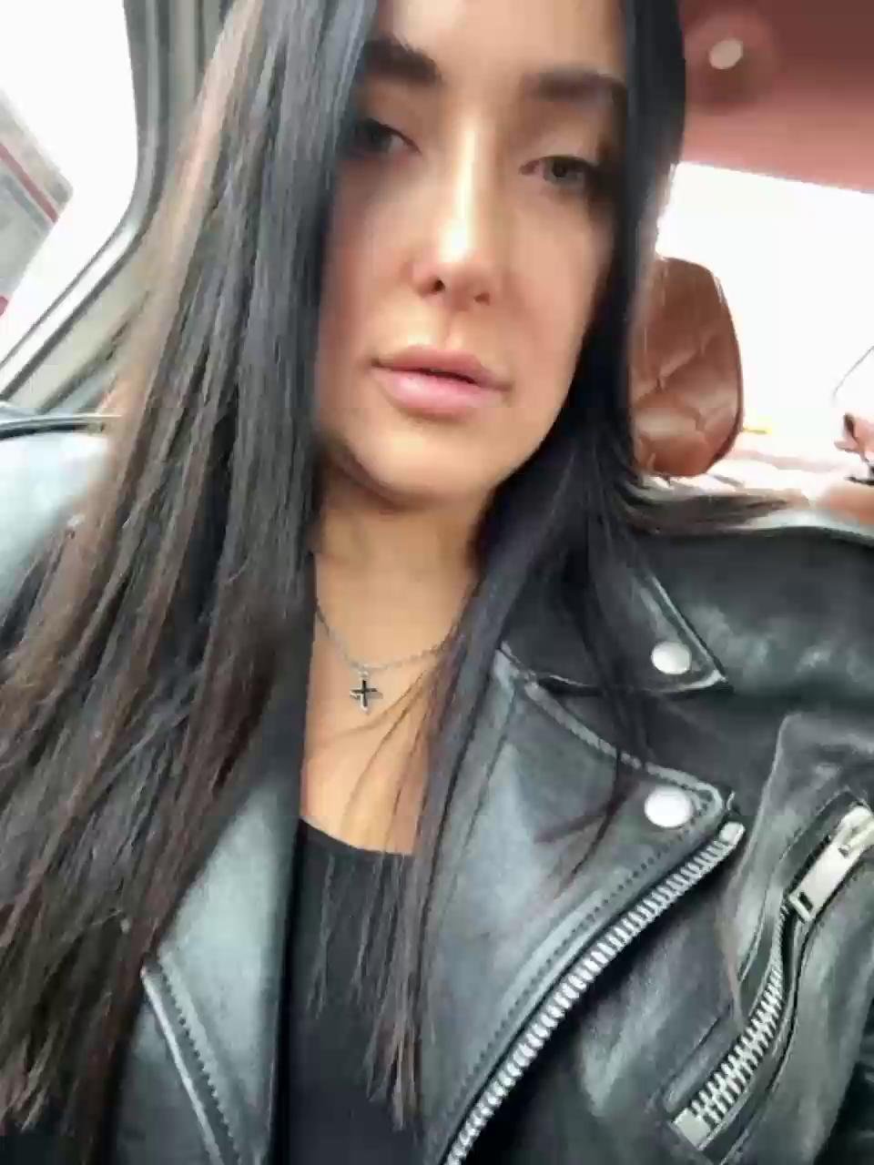 LinahelenBongacams Porn Cam 2024-01-15