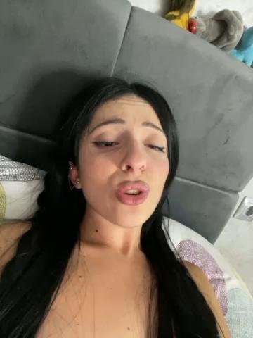 LlinulyaaBongacams Porn Cam 2023-09-24