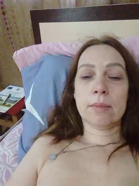 MILFA-BUSINKABongacams Porn Cam 2023-12-31
