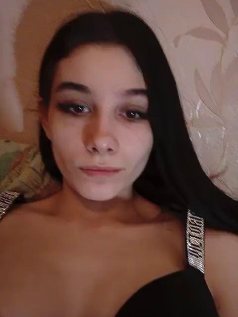 MolodaJaBongacams Porn Cam 2023-12-09