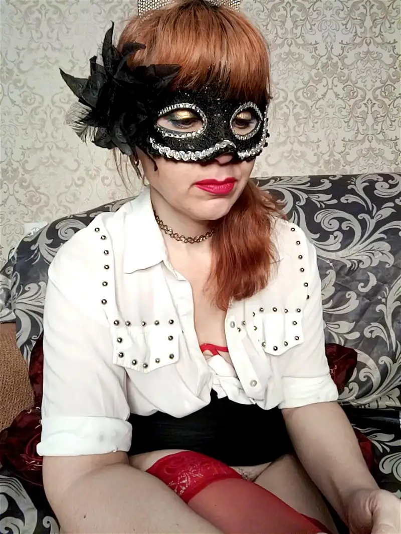 Red-Fox-OlyaBongacams Porn Cam 2024-01-29