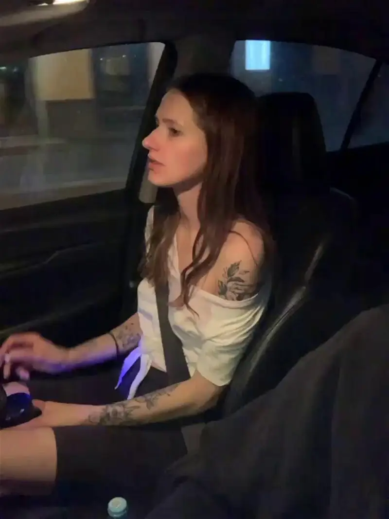 Sexy-SweetsBongacams Porn Cam 2023-12-27