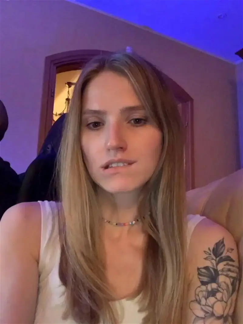 Sexy-SweetsBongacams Porn Cam 2024-01-21