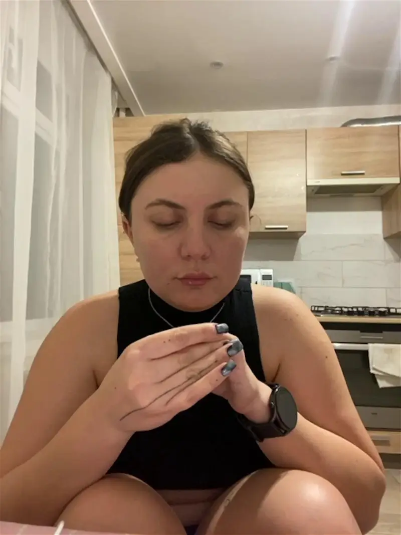 Strawberry-1Bongacams Porn Cam 2024-03-17