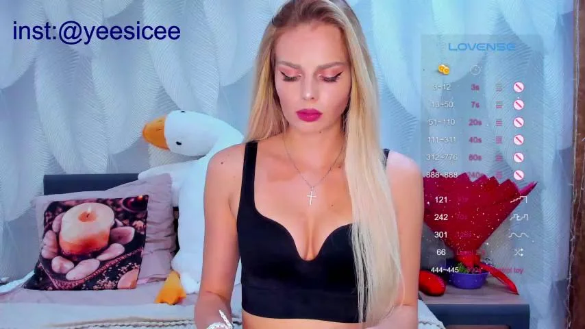 TvoyakisaaBongacams Porn Cam 2023-11-20