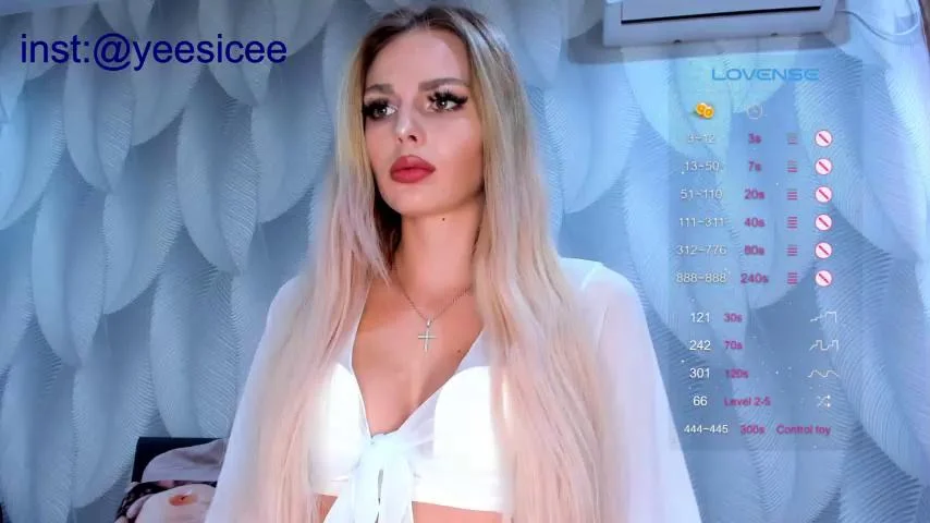 TvoyakisaaBongacams Porn Cam 2023-12-10