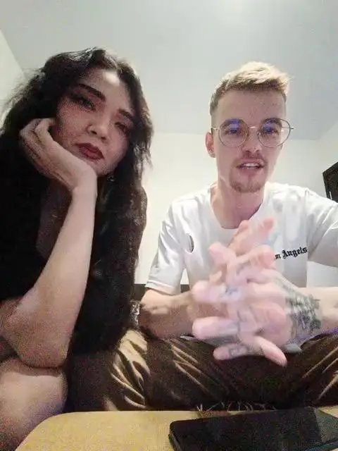 TwoFoxBongacams Porn Cam 2023-10-26