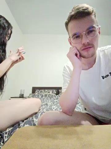 TwoFoxBongacams Porn Cam 2023-10-29