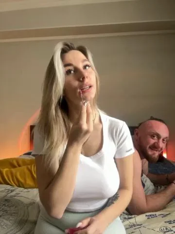 Vik1One1Bongacams Porn Cam 2023-12-12