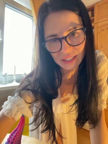Vikki8fillBongacams Porn Cam 2023-12-11