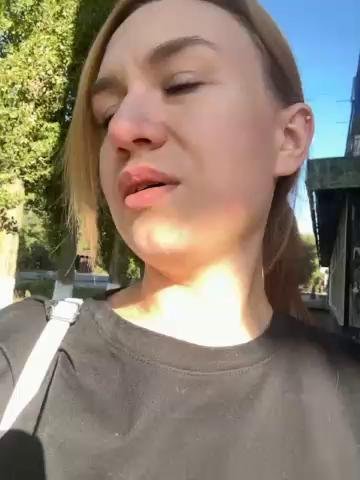 X-----xBongacams Porn Cam 2023-09-21