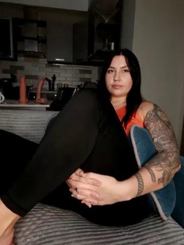 YoungMilfBongacams Porn Cam 2023-11-25