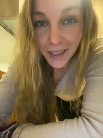 AlisasqrlBongaCams Porn Cam 2023-11-25
