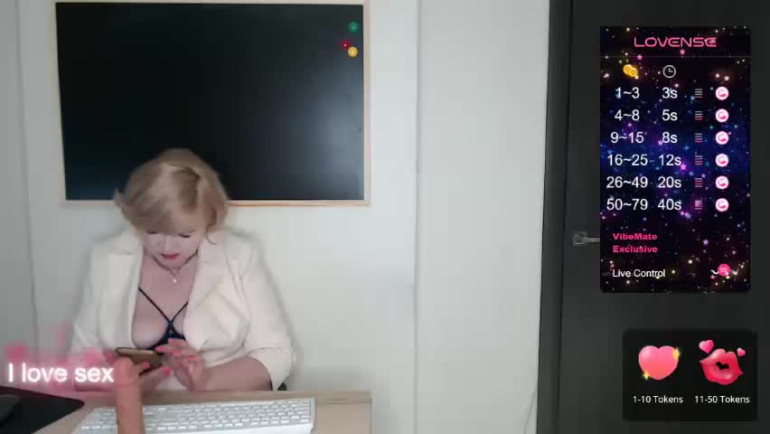 YourLiniaBongaCams Porn Cam 2023-08-27