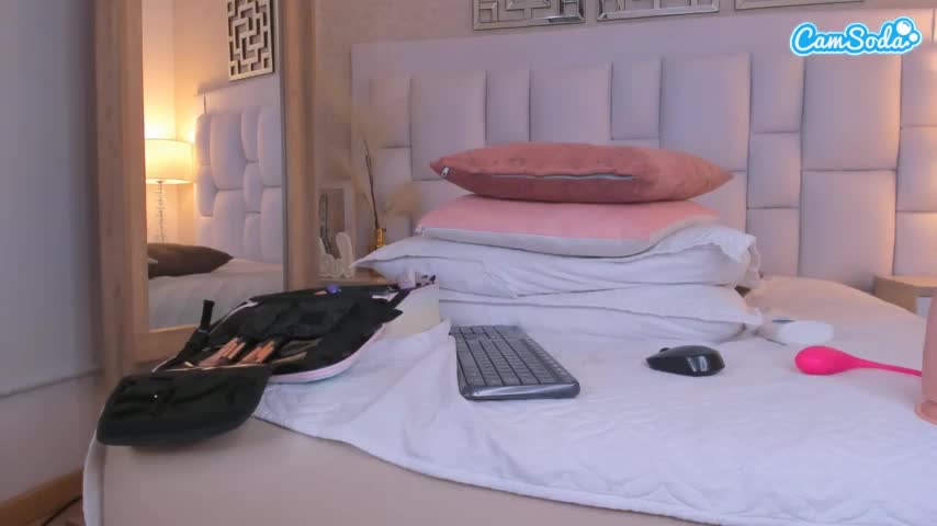 Sophiiaa-smithCamsoda Porn Cam 2023-10-24