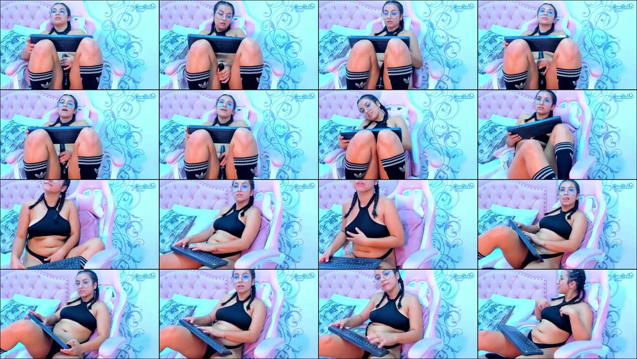 MegannfoxxCamsoda Porn Cam 2024-04-18