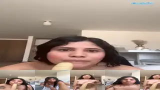April-rosesCamsoda Porn Cam 2024-08-18