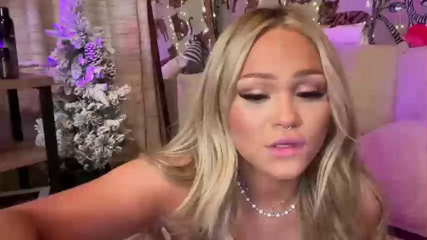 Ari_02Chaturbate Porn Cam 2023-12-09