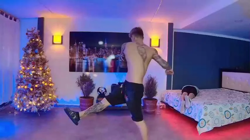 Badguyss_bisexChaturbate Porn Cam 2023-11-24