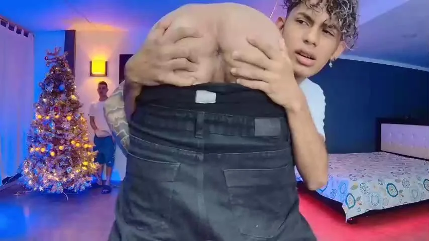 Badguyss_bisexChaturbate Porn Cam 2023-11-24
