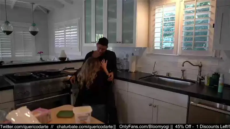 BloomyogiChaturbate Porn Cam 2023-09-23