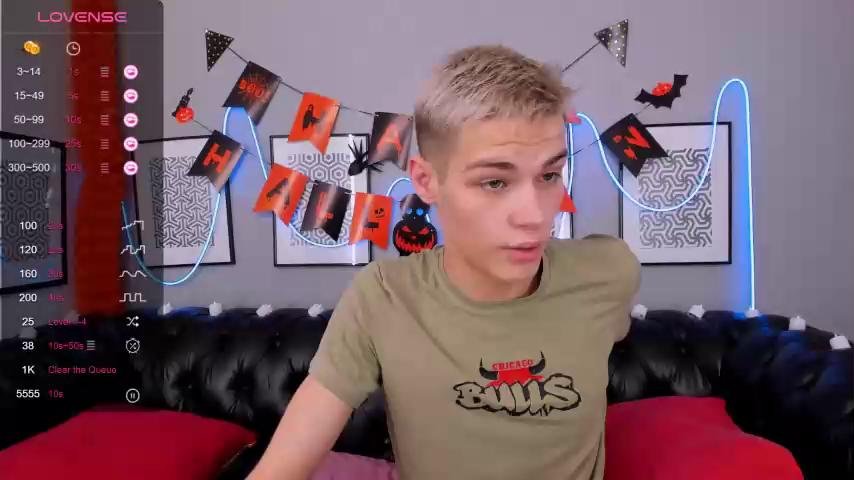 Brad_bertChaturbate Porn Cam 2023-11-01