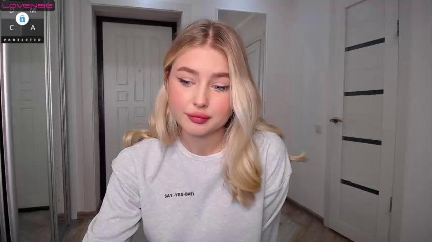 Cute18cuteChaturbate Porn Cam 2023-11-13