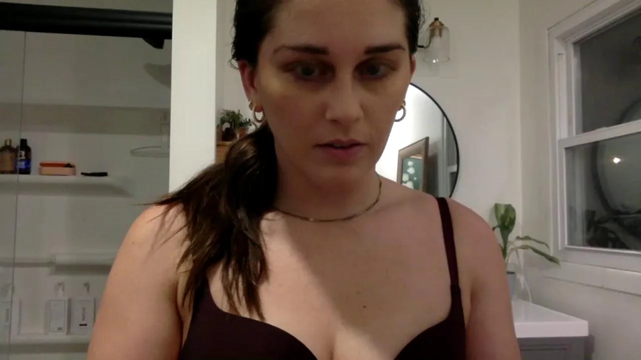 Honeysuckle33Chaturbate Porn Cam 2024-02-13