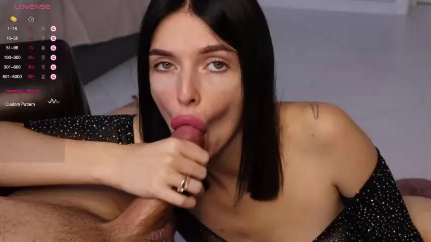 Hot_babe_2019Chaturbate Porn Cam 2023-10-24