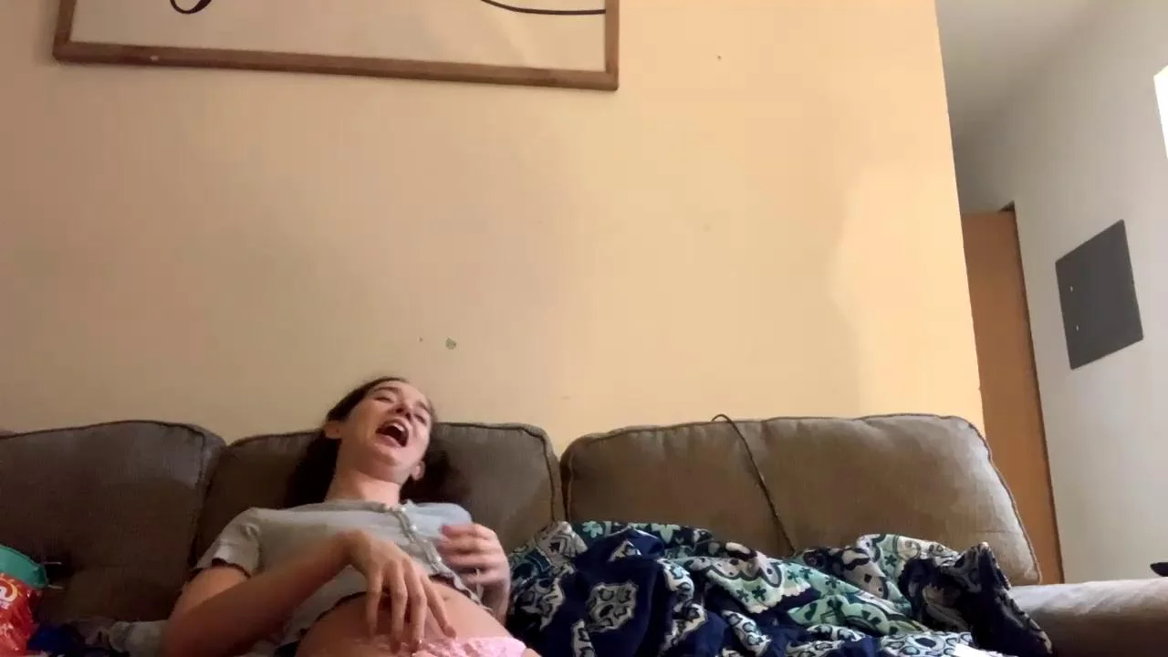 Kylieexoxoxo2432Chaturbate Porn Cam 2024-01-10