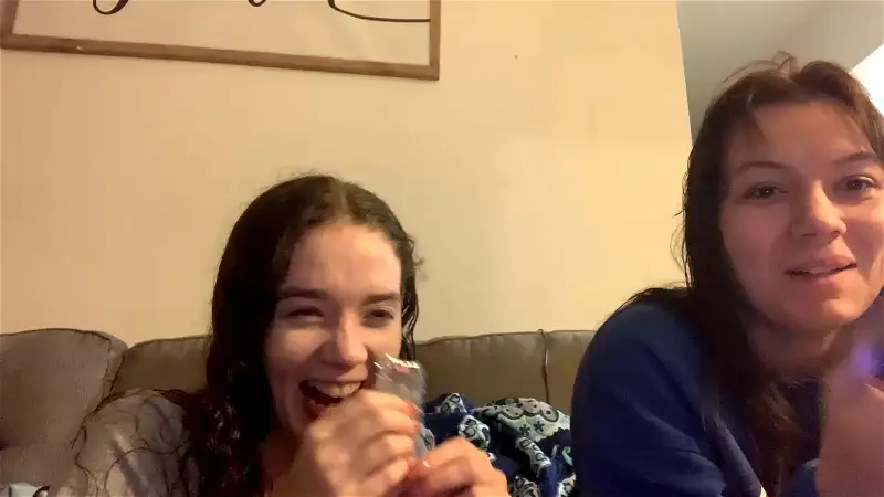 Kylieexoxoxo2432Chaturbate Porn Cam 2024-01-10
