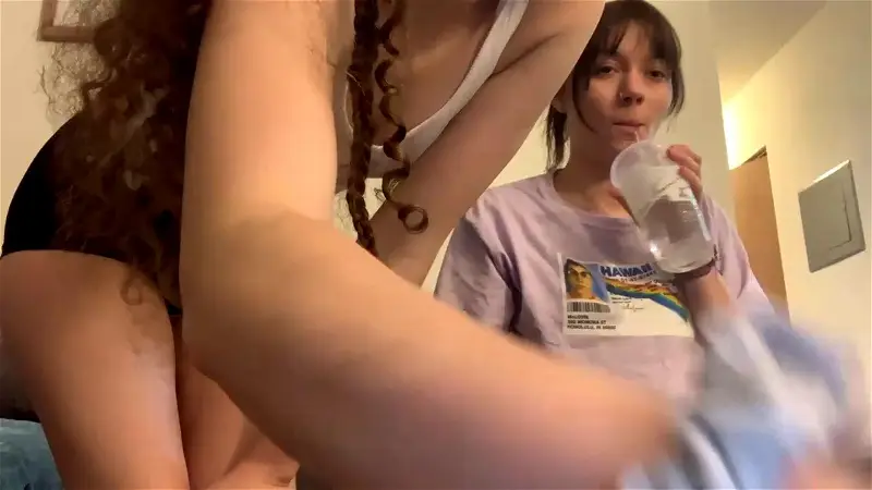 Kylieexoxoxo2432Chaturbate Porn Cam 2024-01-15