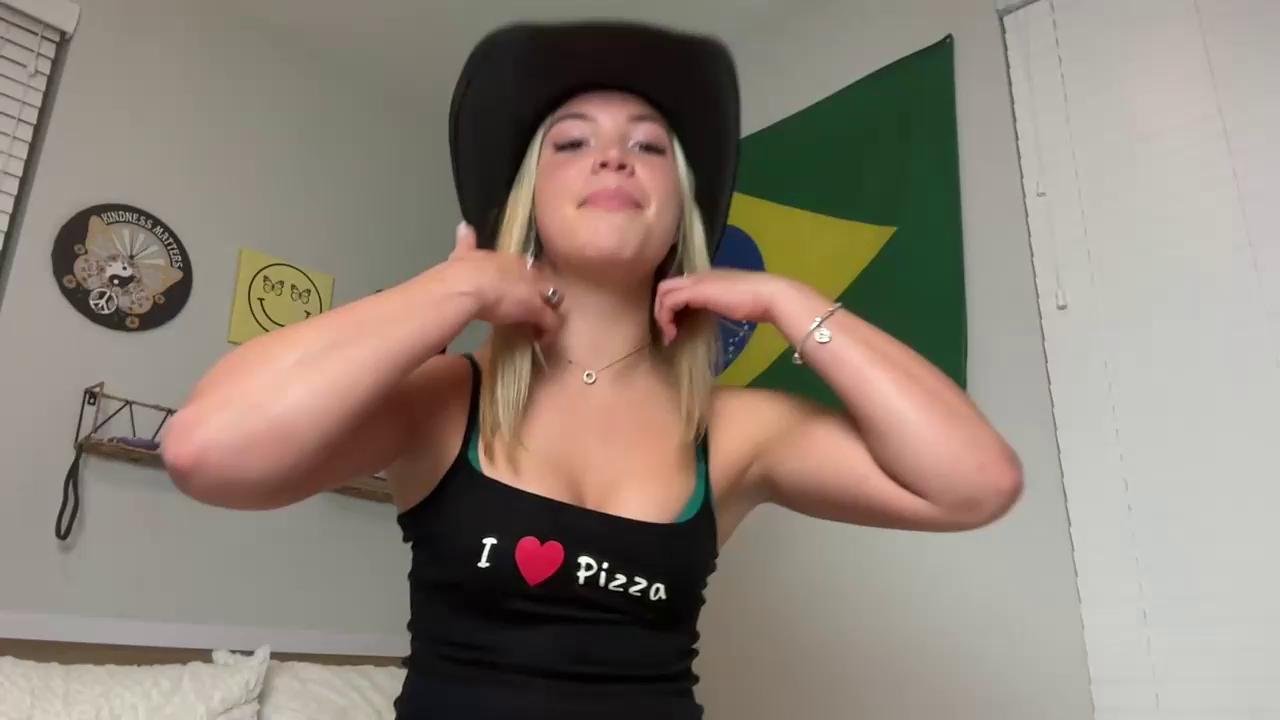 LovecayaxoChaturbate Porn Cam 2024-01-18